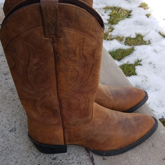 Justin 4901 men brown rust cow boy boot 9EE